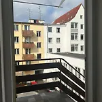 The Crestline Apartament *