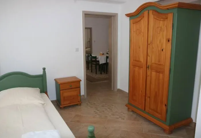 The Crestline * Hanovre